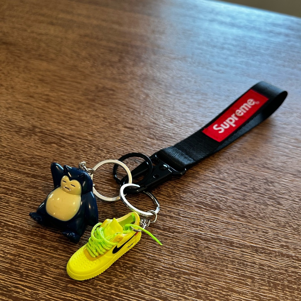 NEW Supreme Nike Air Snorlax keychain
